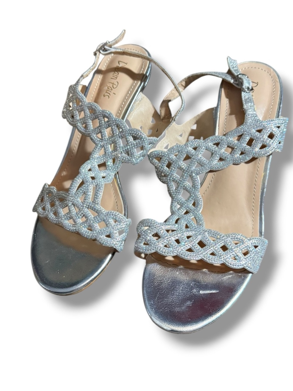 Dream Pairs Silver Glitter Strappy Block Heel Sandals – Size 9.5